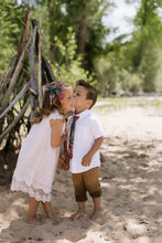 Load image into Gallery viewer, Foyer Floral - Darling Hair Bow