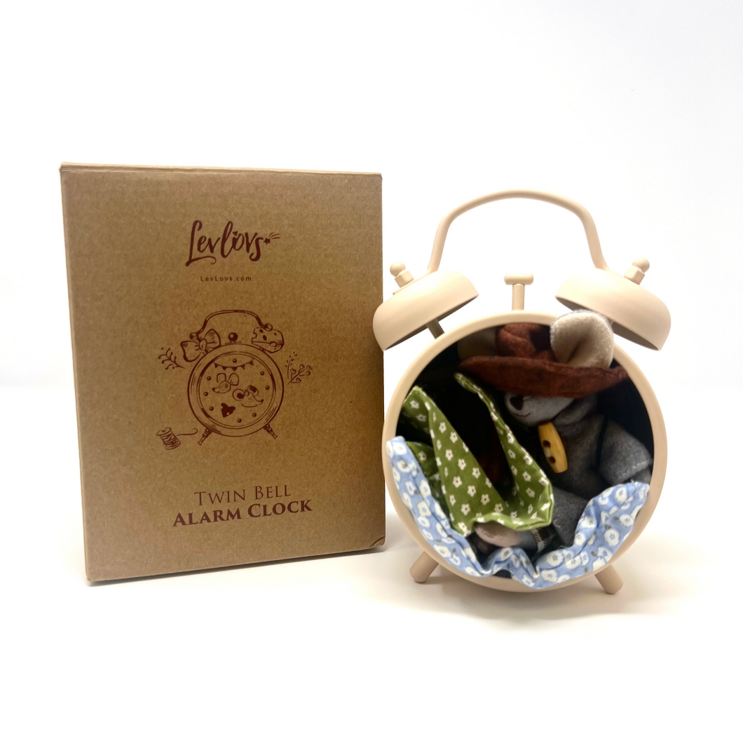 Levlovs Tiny Box Friends - Adventure Mouse