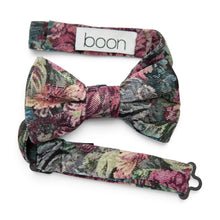Load image into Gallery viewer, Foyer Floral - Boys Bow TIe
