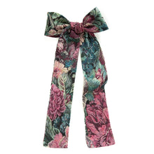 Load image into Gallery viewer, Foyer Floral - Lady Hair Bow
